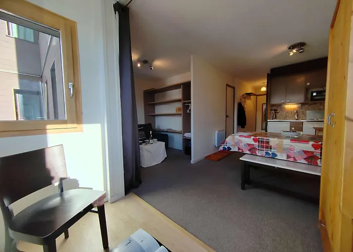 4 Pers, Pied Des Pistes, - Fr-1-545-51 *